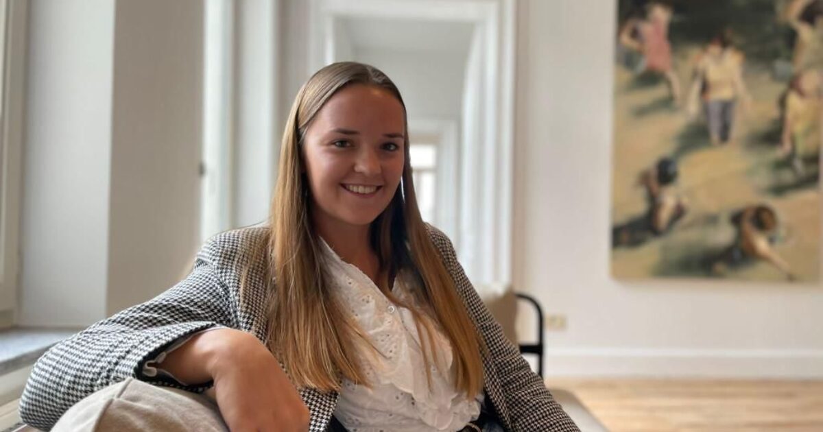 YouConnect | Sharon De Winter
